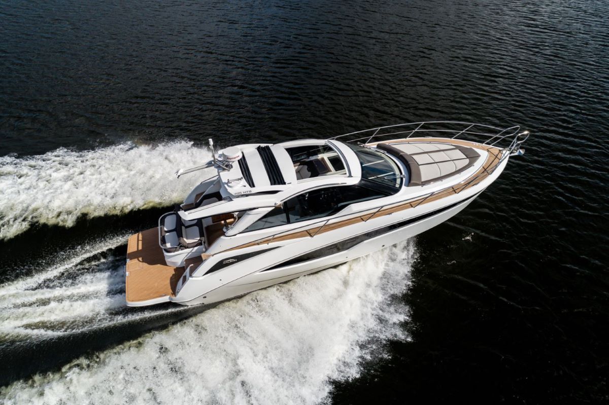 Galeon 405 HTS Sport Cruiser