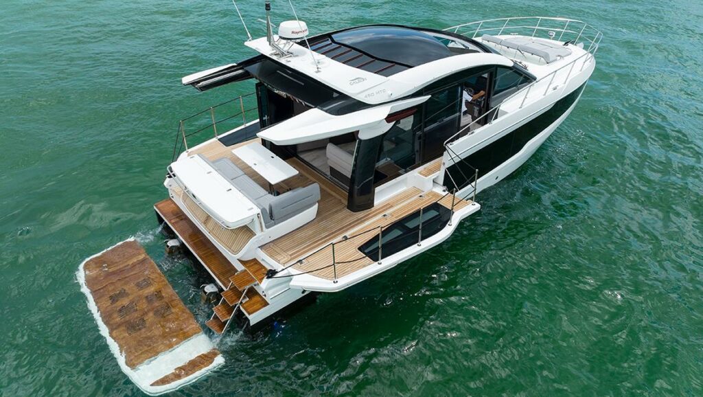 Galeon 450 HTC Hardtop