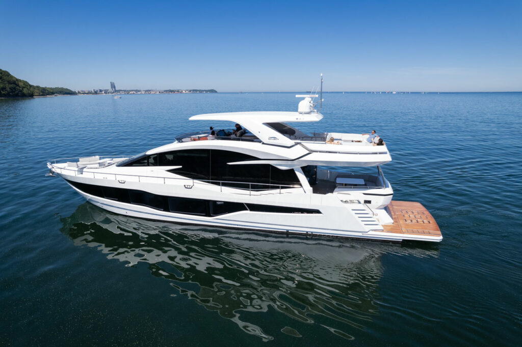 Galeon 800 Flybridge