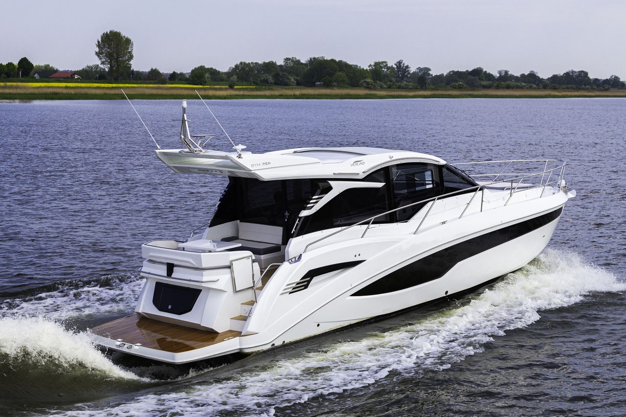 Galeon 425 HTS