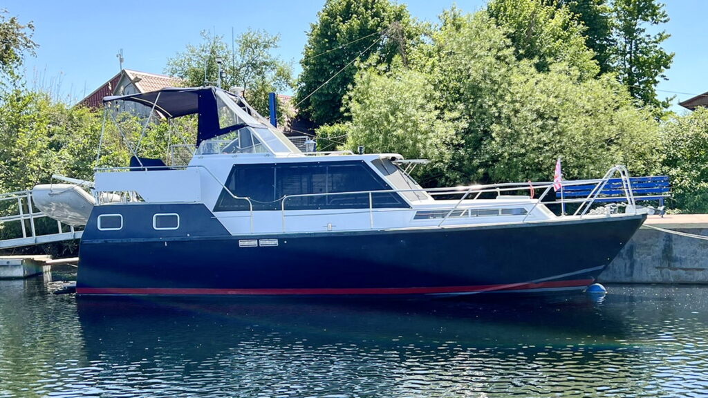 Boarncruiser 35 New Line Motoryacht kaufen - HW Bootcenter