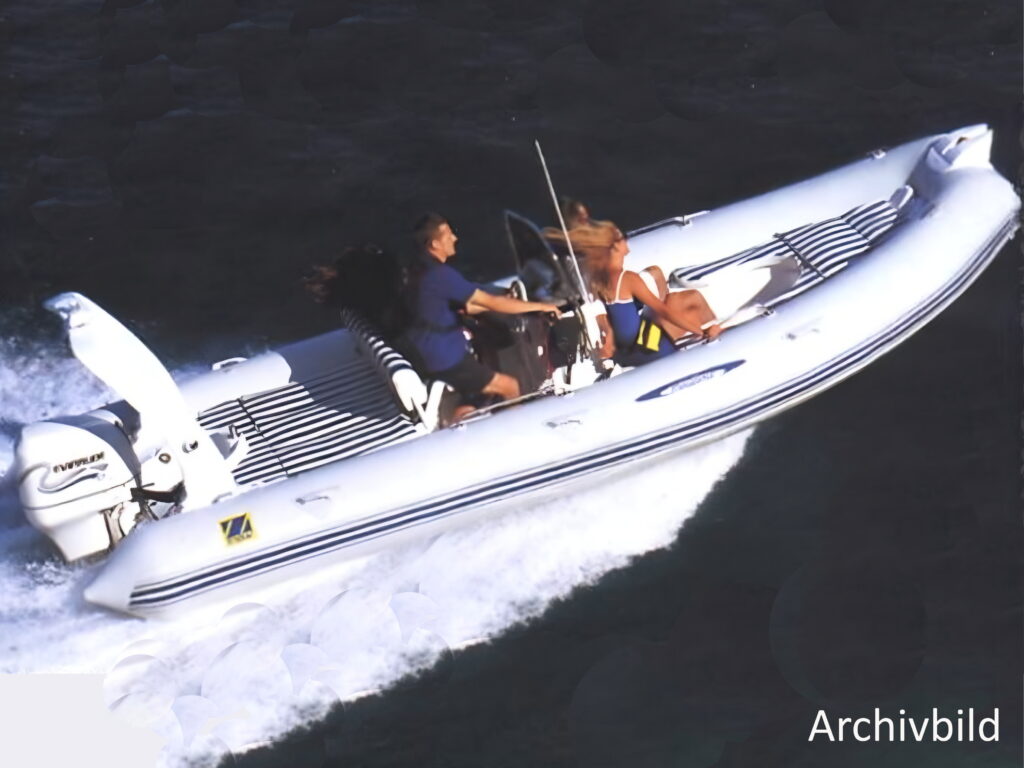 Zodiac Medline II Motoryacht kaufen - HW Bootcenter