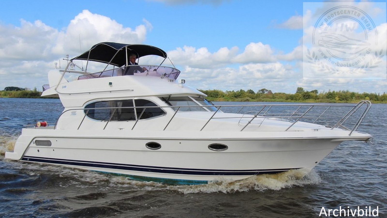 Galeon 380 Fly Motoryacht kaufen - HW Bootcenter