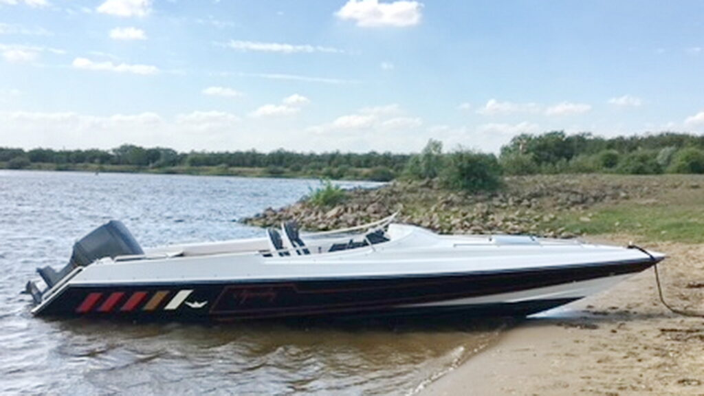 Tacar 740 High Performance Motoryacht kaufen - HW Bootcenter