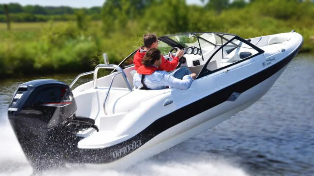 Sensation SX180 Motoryacht kaufen - HW Bootcenter