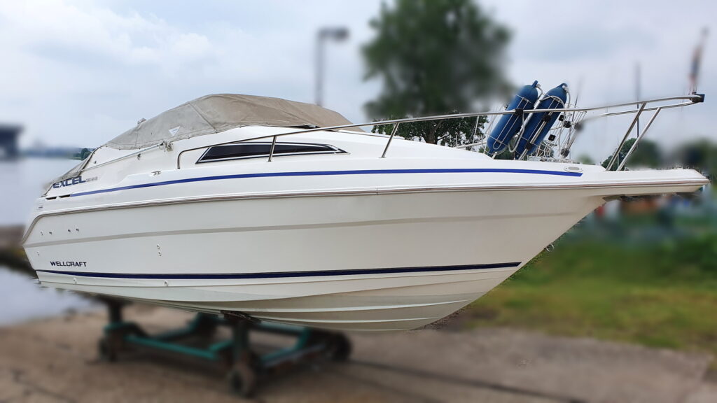 Wellcraft Excel 23 SE Mid Cabin Motoryacht kaufen - HW Bootcenter