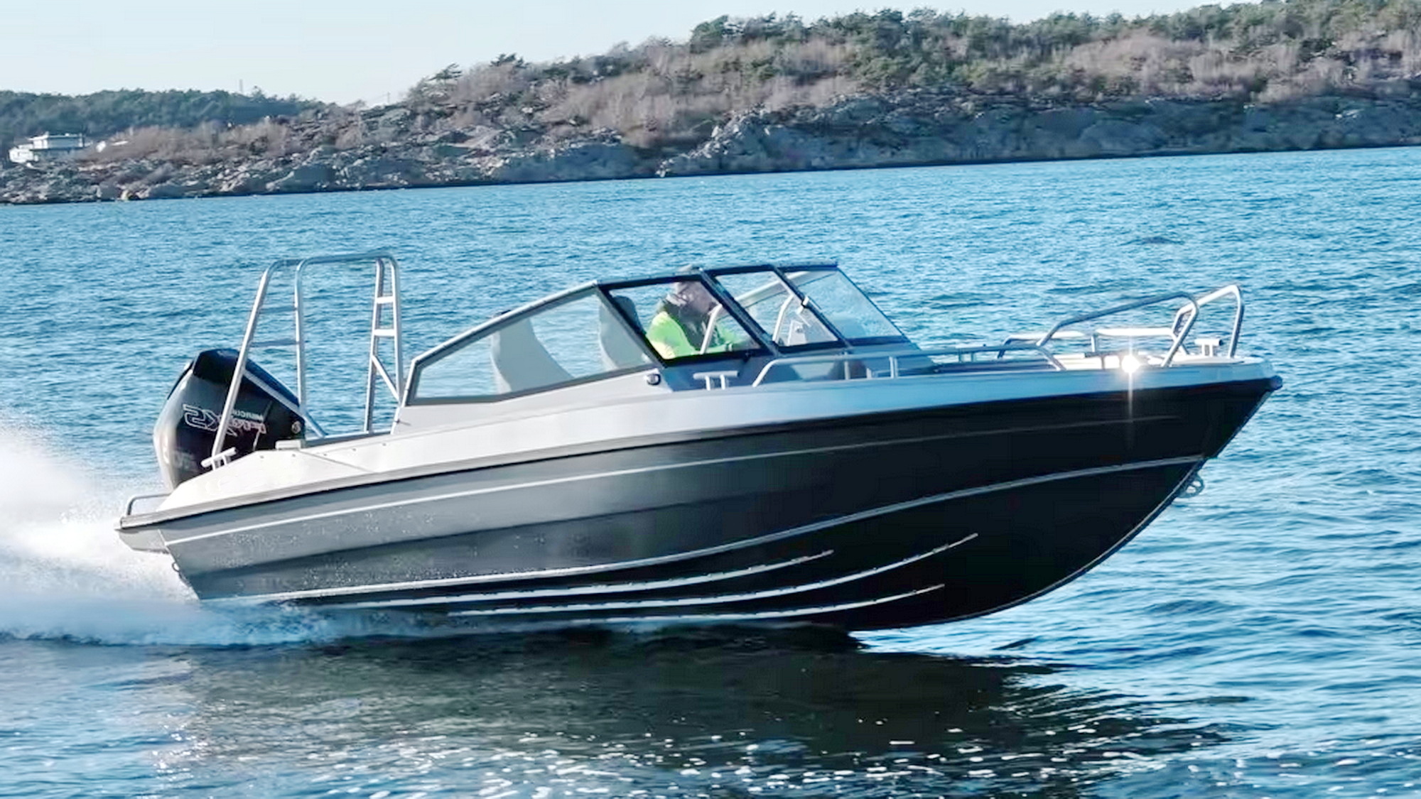 UMS 655DC Motoryacht kaufen - HW Bootcenter