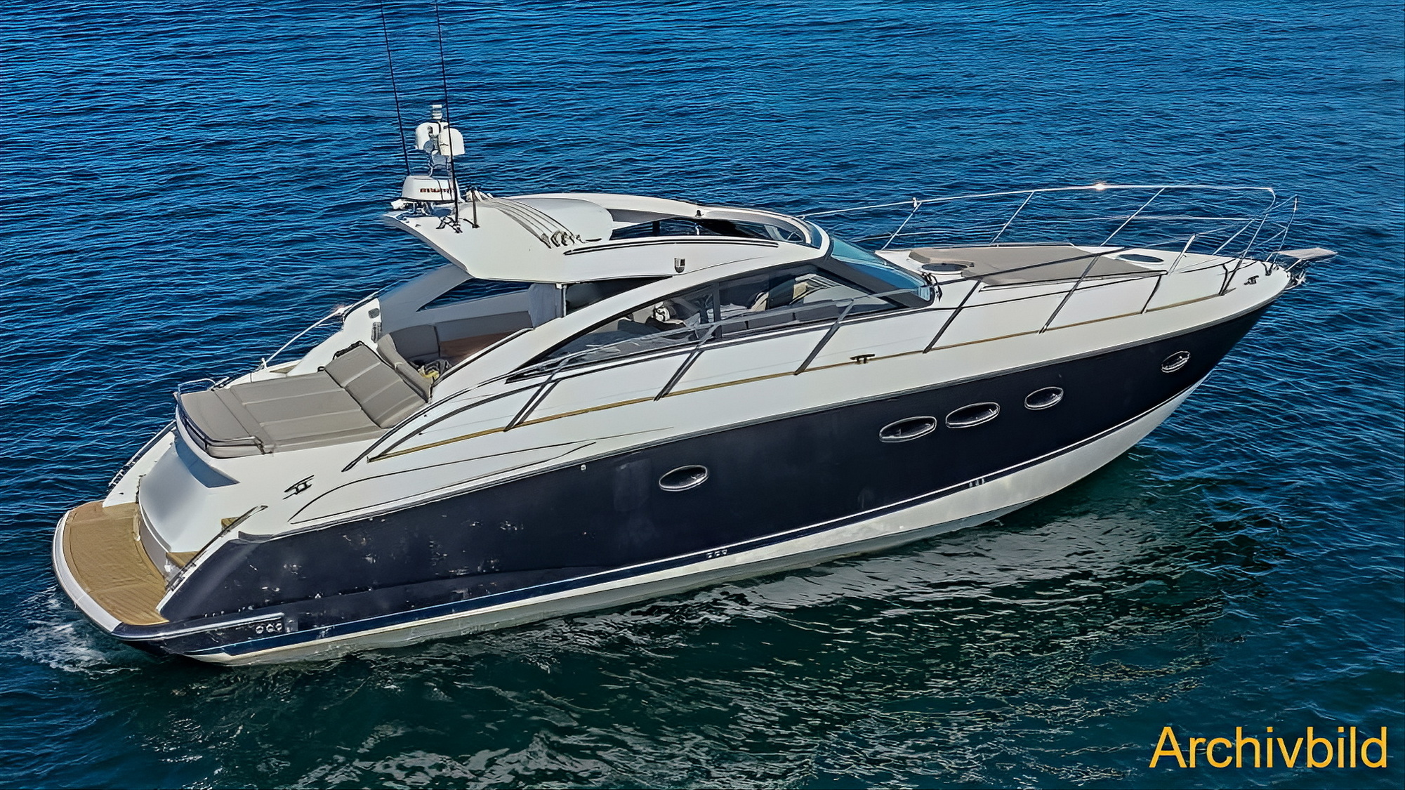 Princess V45 Motoryacht kaufen - HW Bootcenter
