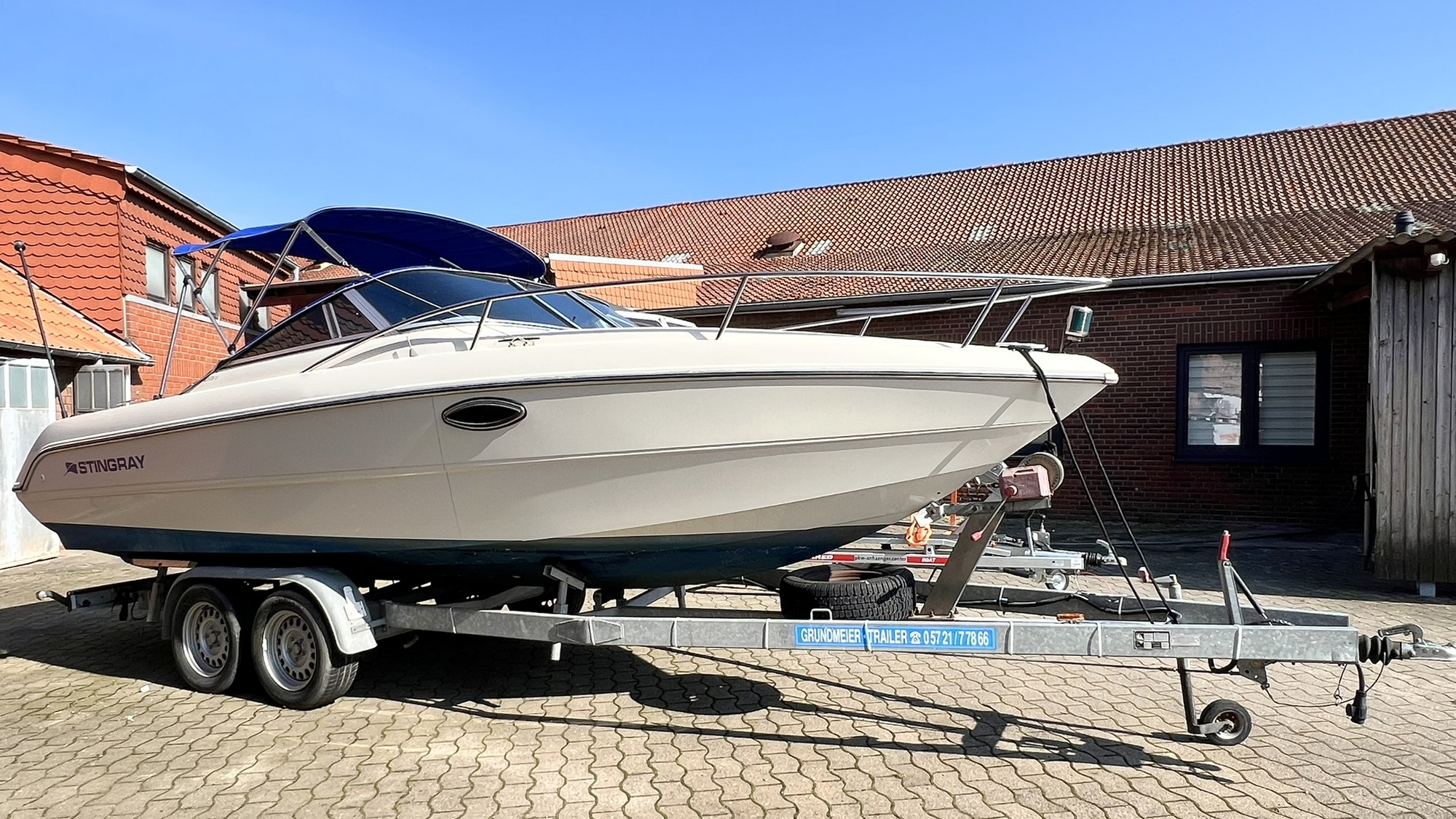 Stingray 659 zp Motoryacht kaufen - HW Bootcenter